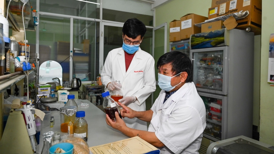 Thuốc điều trị Covid-19 từ dược liệu Việt Nam đầu tiên được cấp phép thử nghiệm lâm sàng