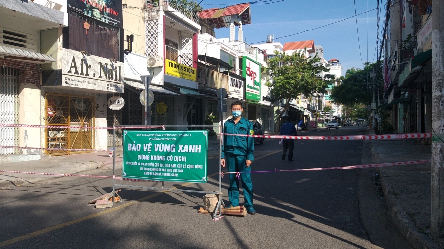 Tọa đàm về Covid-19: Giãn cách chỉ có tác dụng cấp thời, cần giải pháp thích ứng lâu dài