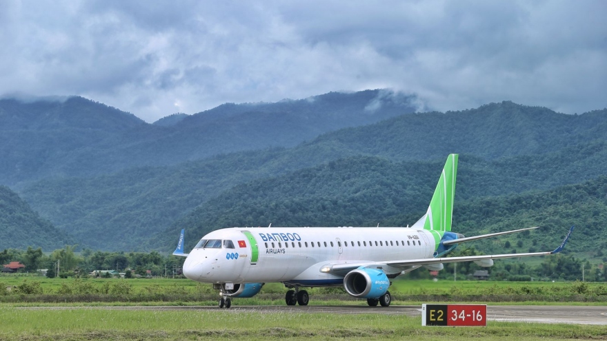 Máy bay mới Embraer của Bamboo Airways hoàn thành chuyến bay tới Điện Biên