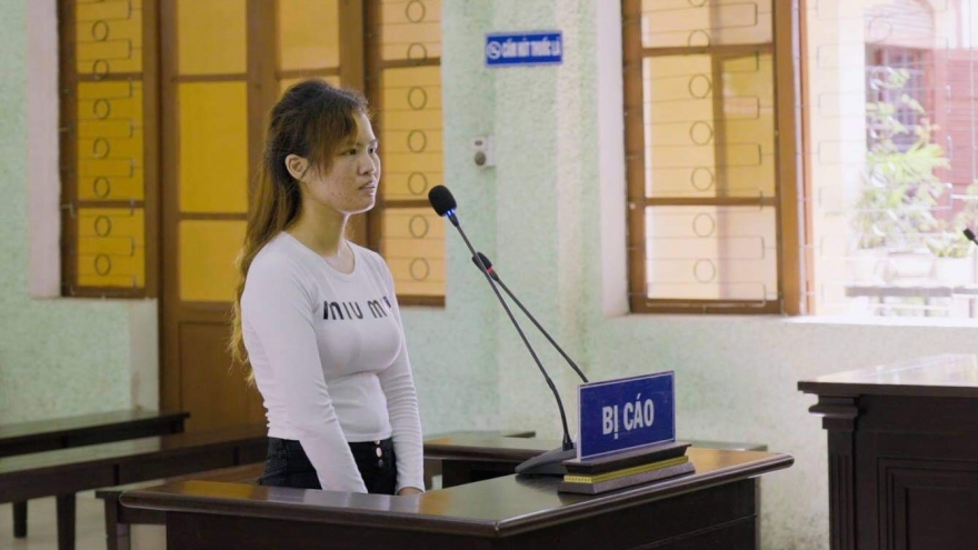 Giúp bạn vượt biên sang Trung Quốc lấy chồng, lĩnh án 12 tháng tù
