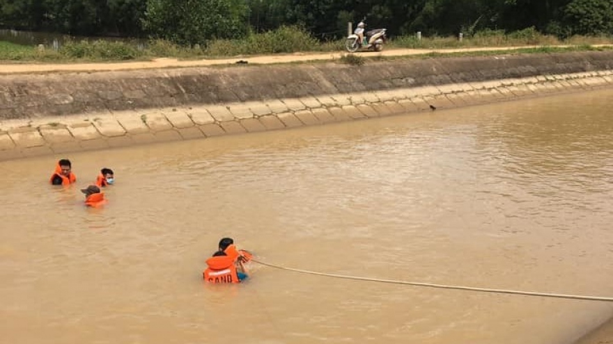 Phát hiện thi thể một phụ nữ dưới sông ở Nghệ An