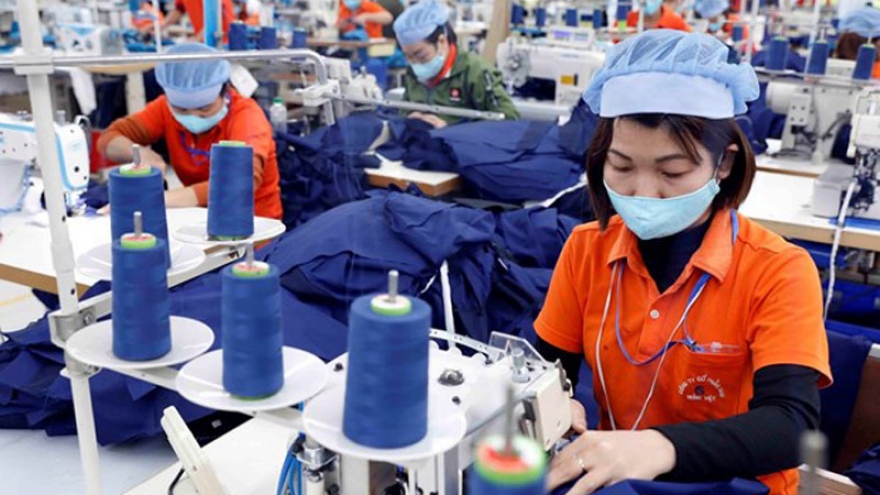 Vietnam earns nearly US$19 billion from textile exports in H1