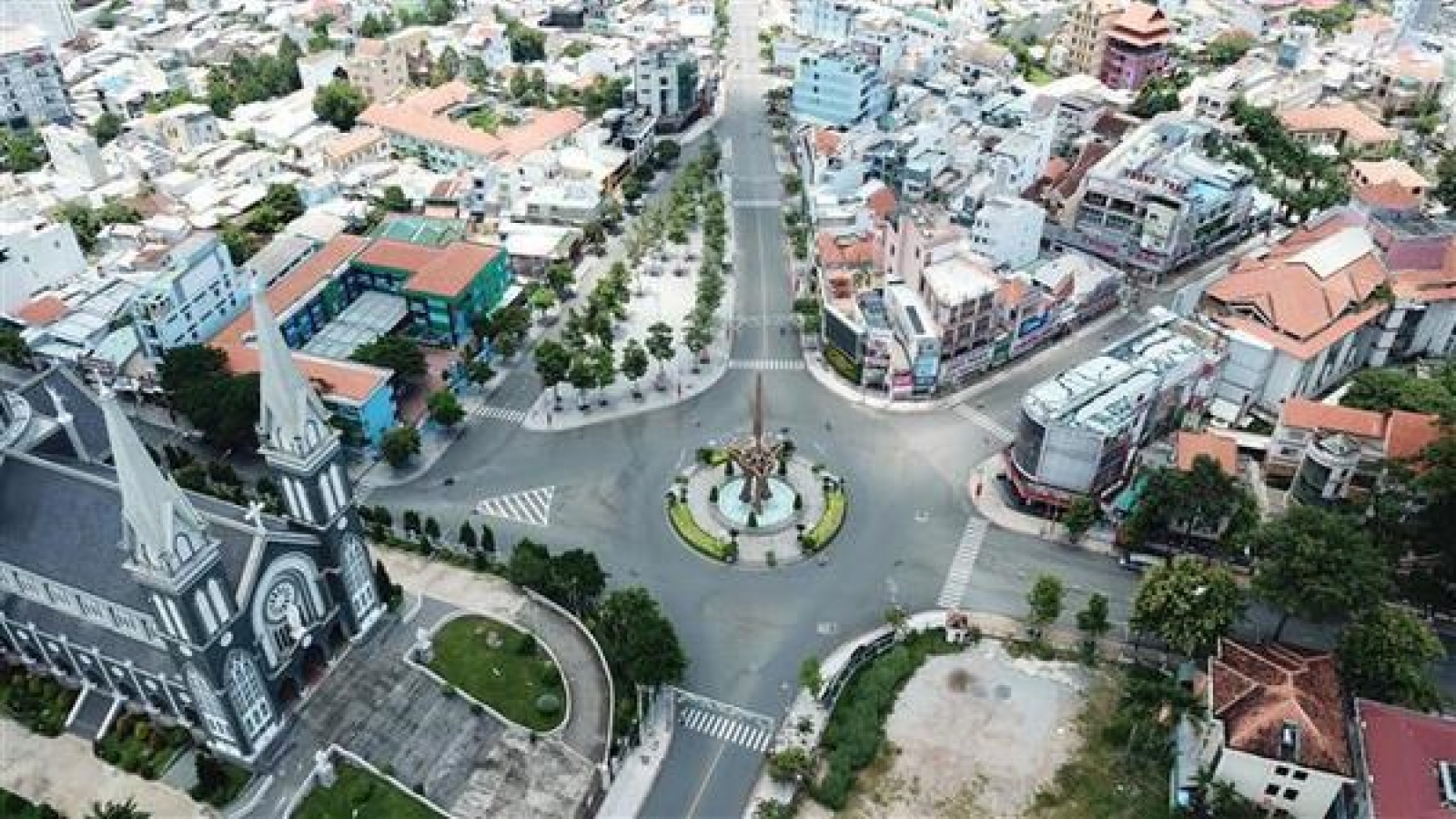 Binh Duong extends social distancing as COVID-19 cases keep rising