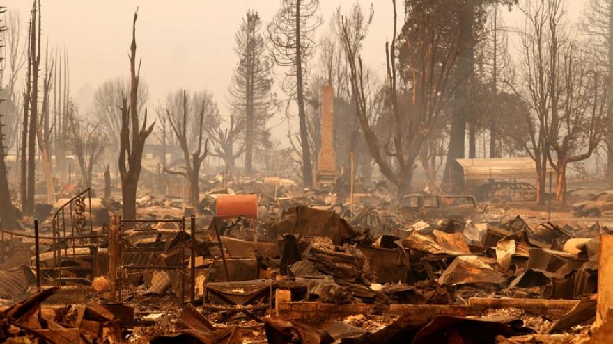California (Mỹ) điêu đứng vì cháy rừng