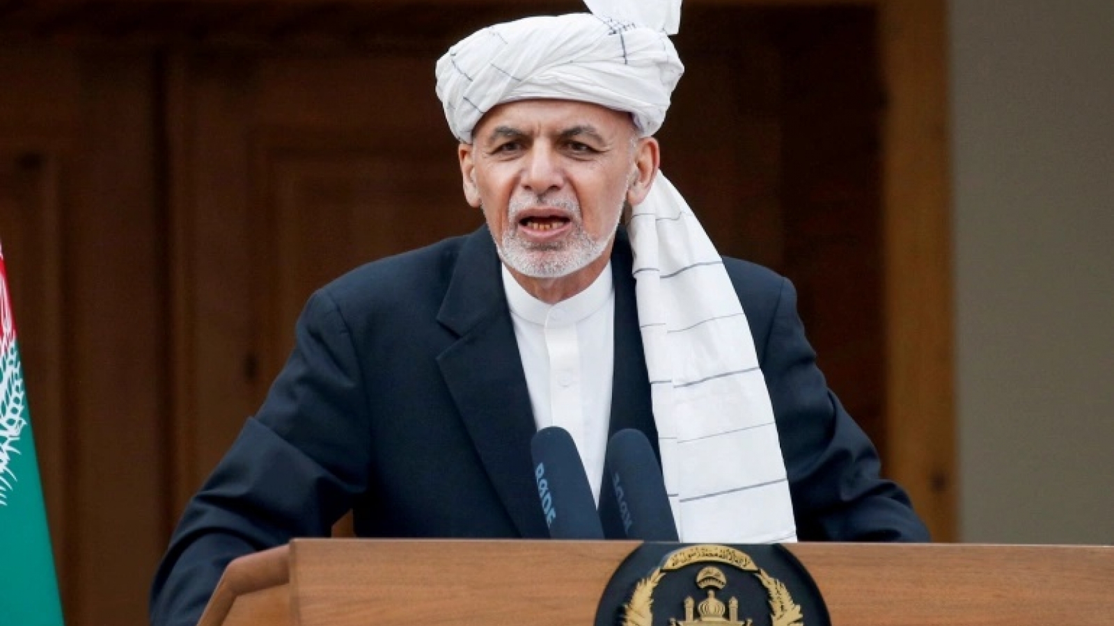 Dân Afghanistan chỉ trích Tổng thống Ghani và các trợ lý vì chạy khỏi đất nước