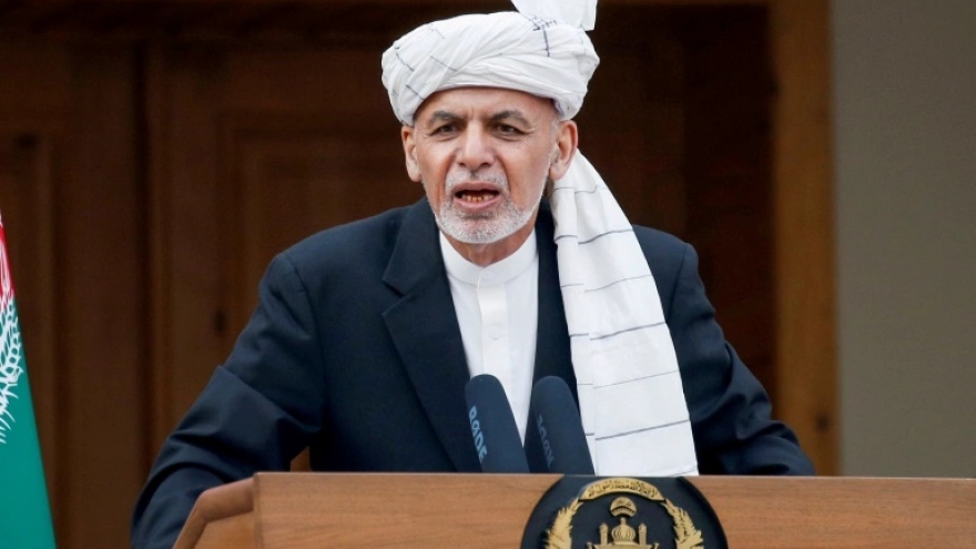 Dân Afghanistan chỉ trích Tổng thống Ghani và các trợ lý vì chạy khỏi đất nước