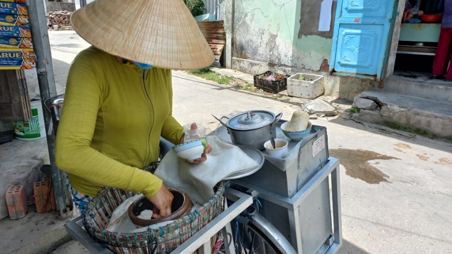 Quảng Nam hỗ trợ lao động tự do bị ảnh hưởng do dịch bệnh Covid-19