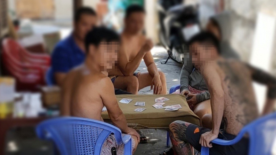 Đà Nẵng bắt 7 đối tượng tụ tập đánh bạc trong lúc cả thành phố giãn cách