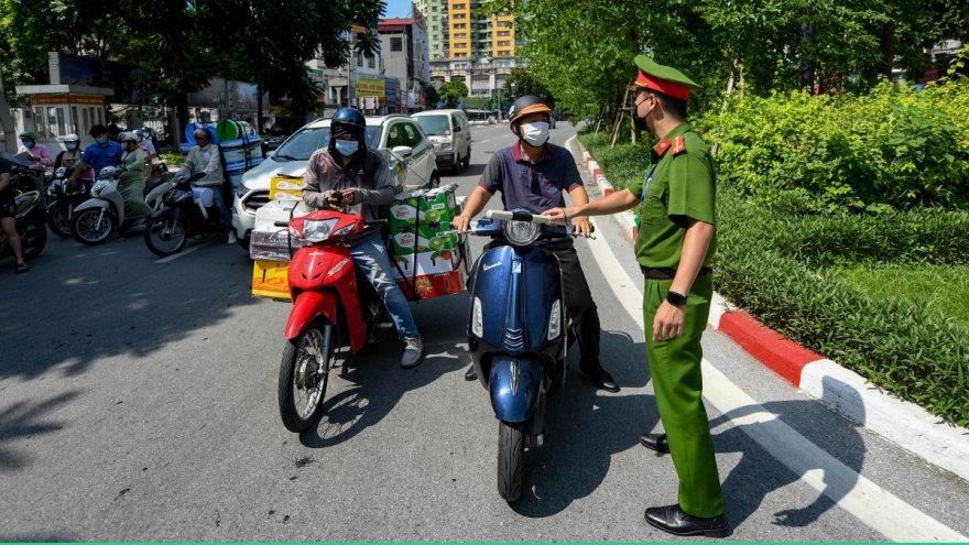 Hà Nội: Người dân không được đi ra ngoài địa bàn trong thời gian giãn cách