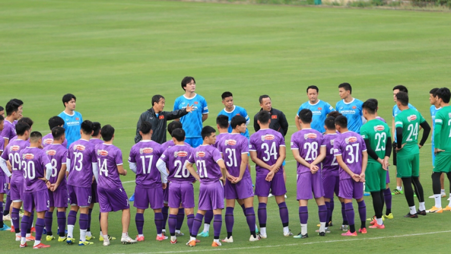 HLV Park Hang Seo vắng mặt ở buổi tập đầu tiên của ĐT Việt Nam trước vòng loại World Cup 