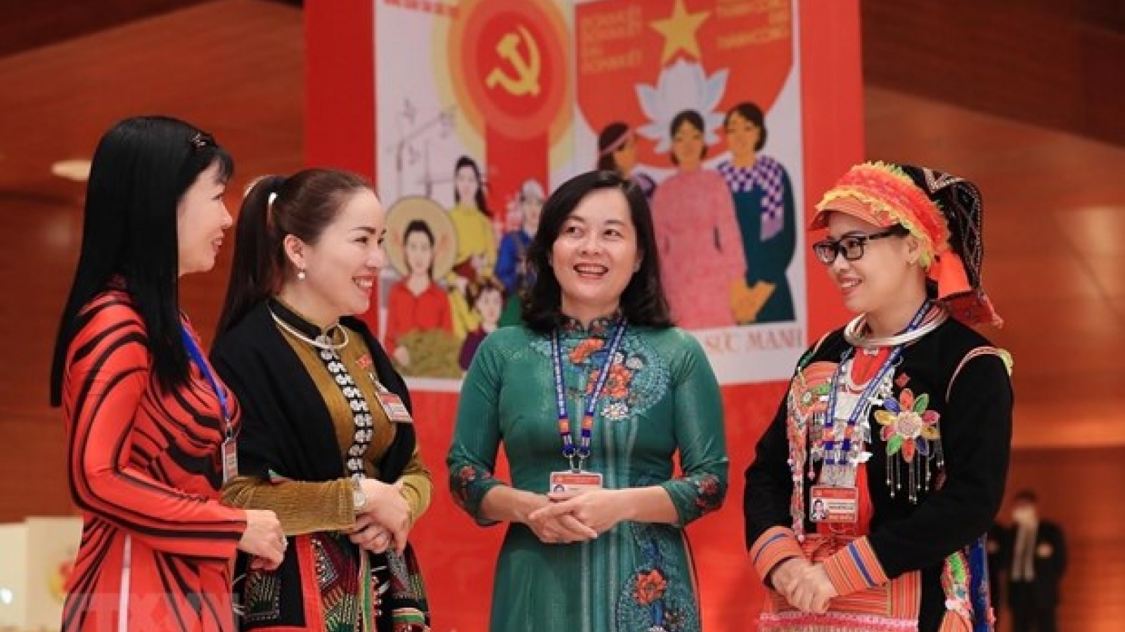 Hanoi promotes participation of women in all-level management positions
