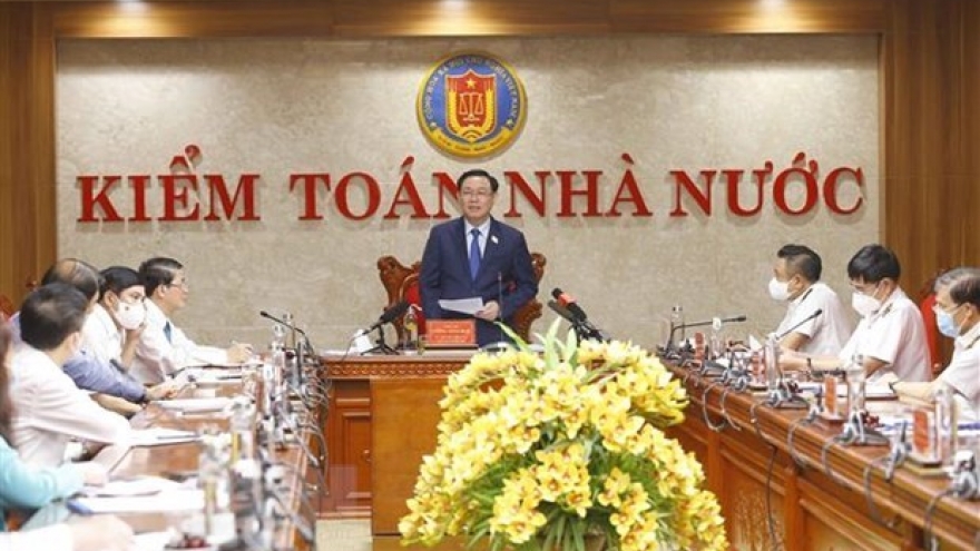 Top legislator urges State audit office to raise operational efficiency