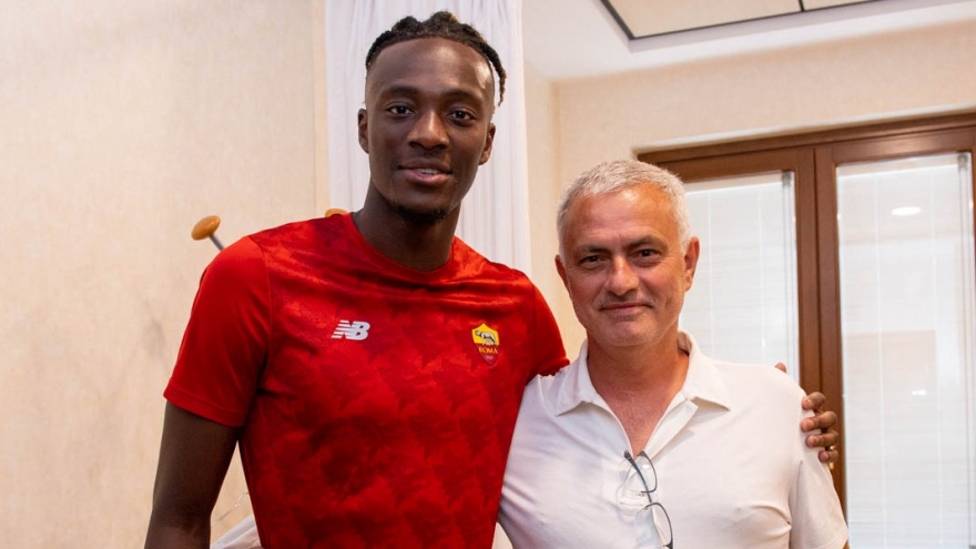 Jose Mourinho đích thân thuyết phục Tammy Abraham tới AS Roma