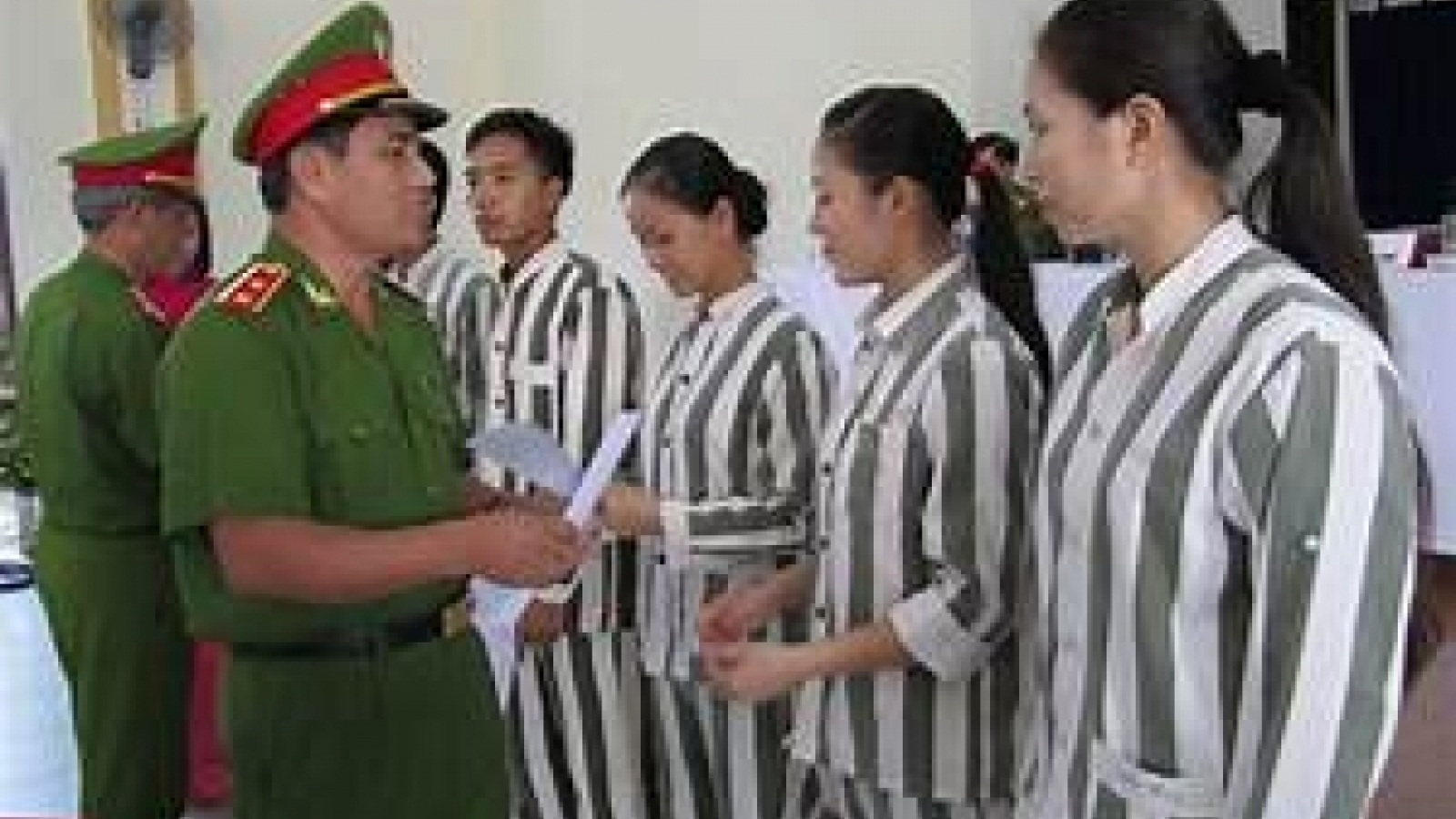 More than 3,000 prison inmates set free ahead of September 2