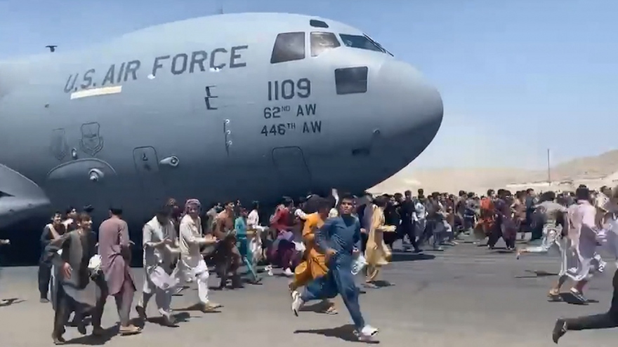 Lời kể của phi công máy bay di tản từ Kabul: “Chỉ có 30 phút để hạ cánh rồi cất cánh”