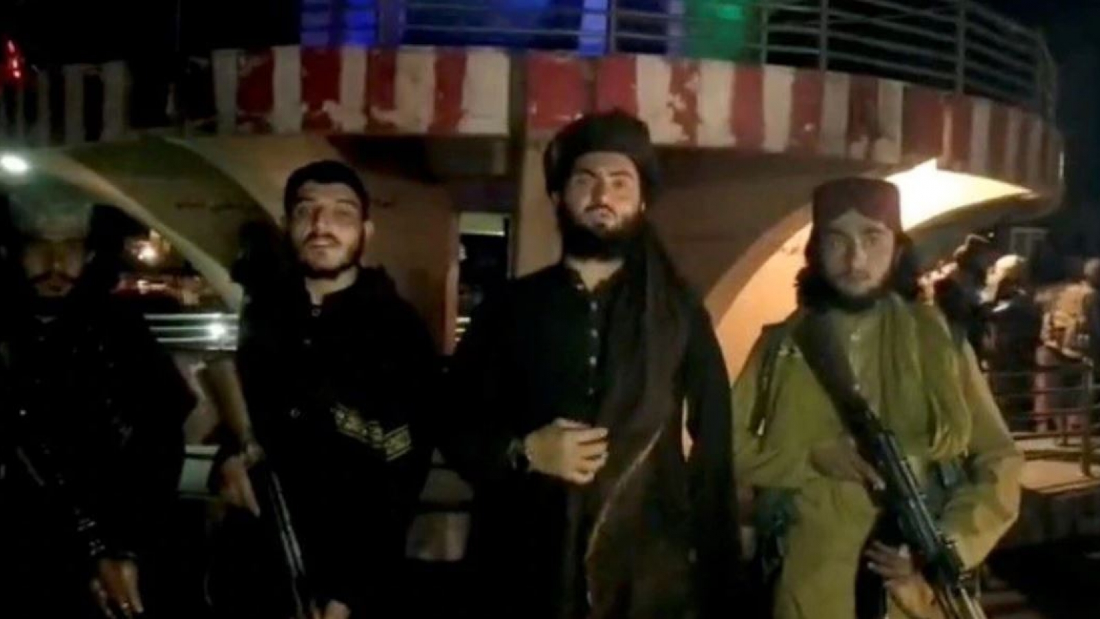 Taliban tiếp tục chiếm được Lashkar Gah - thủ phủ tỉnh Helmand của Afghanistan