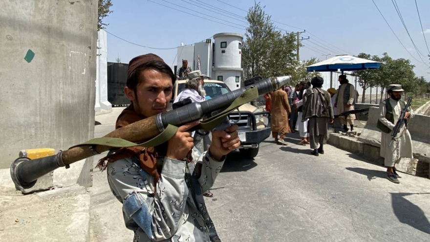 AFP: Nỗi sợ bao trùm khi Taliban “gõ cửa từng nhà” tìm người từng cộng tác với Mỹ và NATO