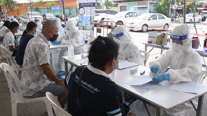 Thái Lan dự định tiêm mũi vaccine thứ 3 cho 3 triệu người