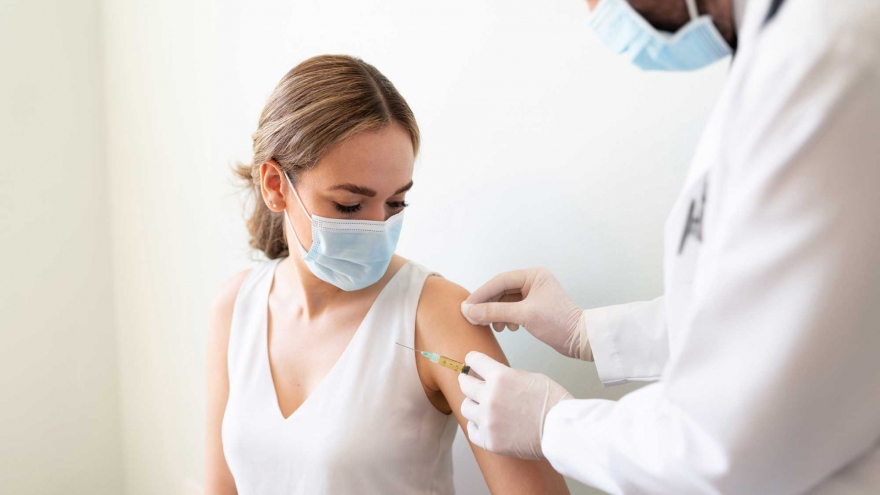 Vì sao WHO lại kêu gọi tạm ngừng tiêm mũi vaccine Covid-19 tăng cường?