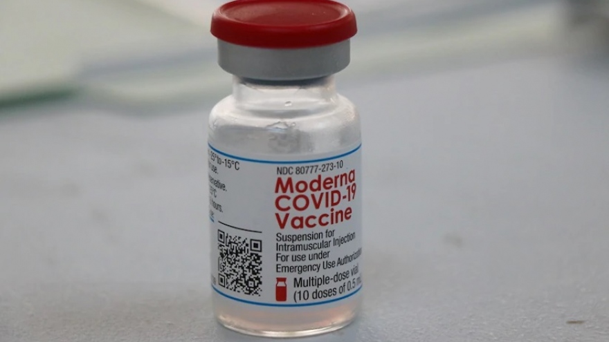 Nhật Bản điều tra 2 trường hợp tử vong sau khi tiêm vaccine Moderna