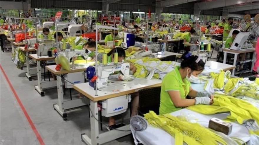 Vietnam to prioritise vaccines, tax exemptions, interest rate cuts