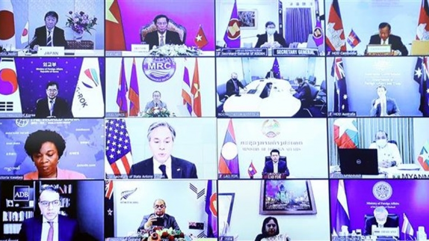 Vietnam attends first Friends of Mekong Ministerial Meeting
