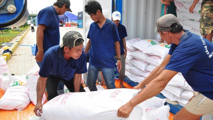Chính phủ cấp hơn 4.000 tấn gạo hỗ trợ người dân 3 tỉnh gặp khó khăn do dịch Covid-19