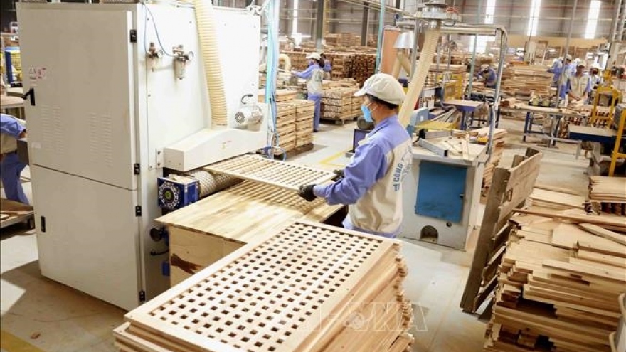Vietnam becomes second largest wooden furniture supplier to Australia