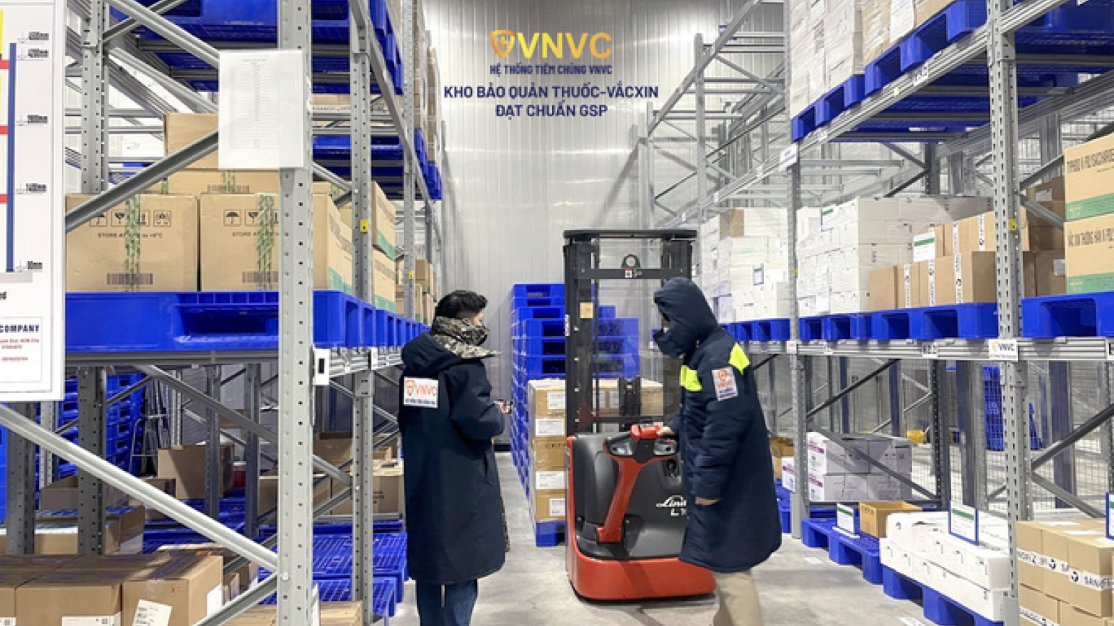 Additional 1.3 million AstraZeneca vaccine doses arrive in Vietnam