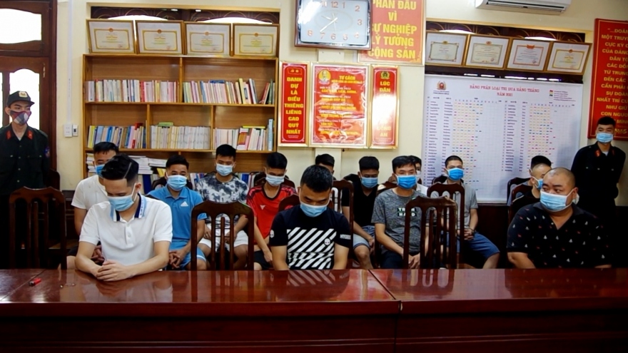 Triệt phá đường dây cá độ bóng đá giao dịch trên 200 tỉ đồng tại Hà Giang