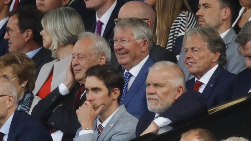 Sir Alex Ferguson cười tươi như hoa khi Ronaldo tỏa sáng rực rỡ