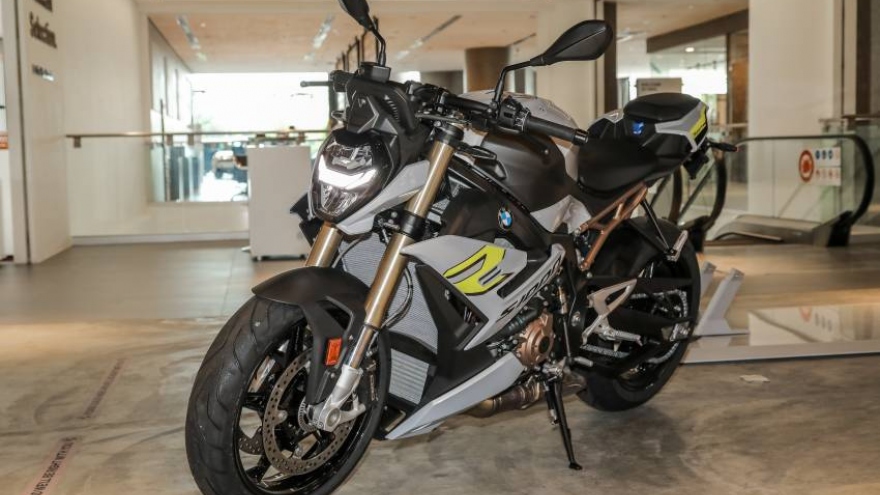 BMW S1000R 2021 chốt giá từ 573 triệu đồng tại Malaysia