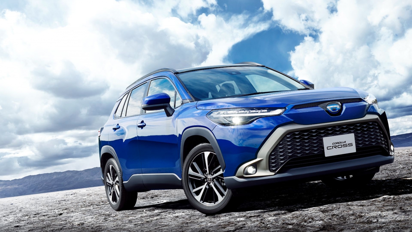 Toyota Corolla Cross phiên bản tại Nhật khác Việt Nam ra sao?