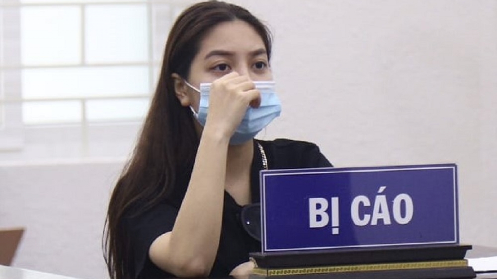 Y án với nữ bị cáo môi giới cho nam thanh niên bán dâm
