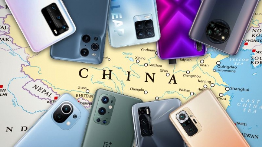 Litva khuyến cáo người tiêu dùng tránh mua điện thoại Trung Quốc