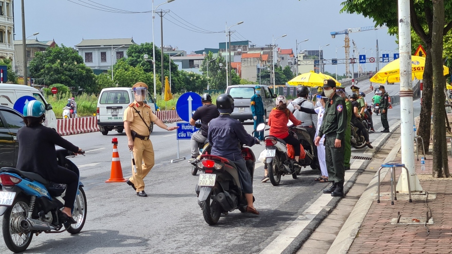 Ngày 9/9, Hà Nội xử phạt hơn 500 trường hợp vi phạm phòng chống dịch