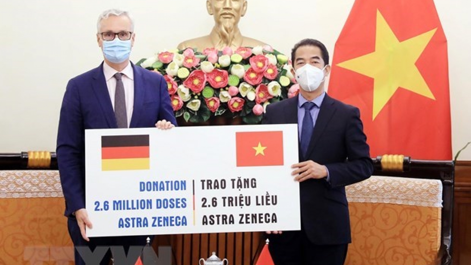 Ministry receives 2.6 million doses of COVID-19 vaccine from Germany