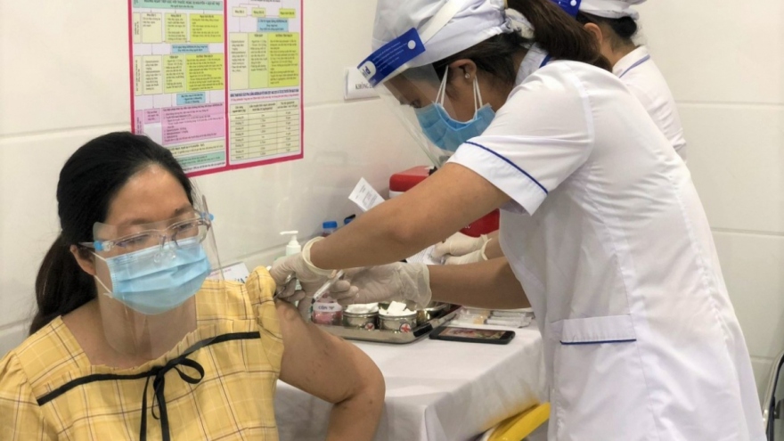 HCM City speeds up COVID-19 vaccination for pregnant women