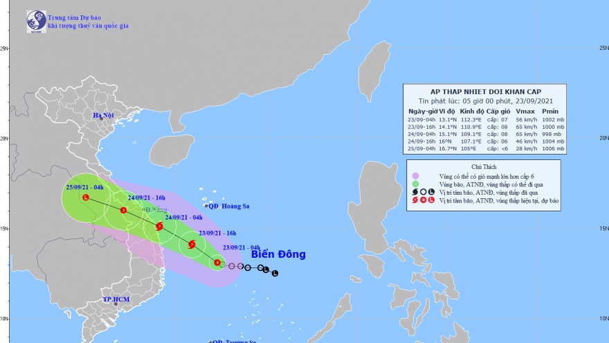 Áp thấp nhiệt đới cách bờ biển Phú Yên khoảng 330 km và tiếp tục mạnh lên thành bão