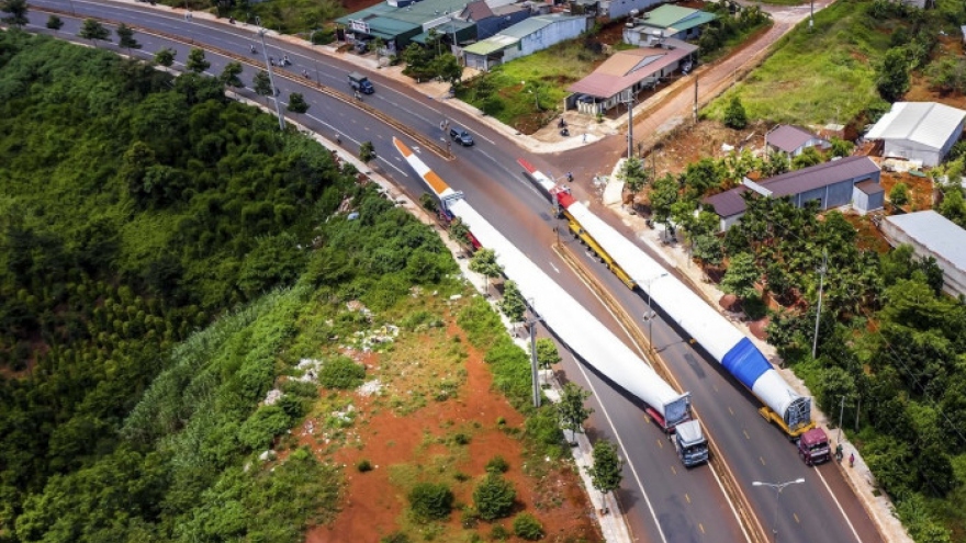 Thu hồi giấy phép xe chở thiết bị điện gió Công ty Trung Nam do vi phạm phòng dịch