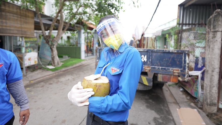 H'Hen Niê trở thành đại sứ của chương trình “Triệu túi an sinh”