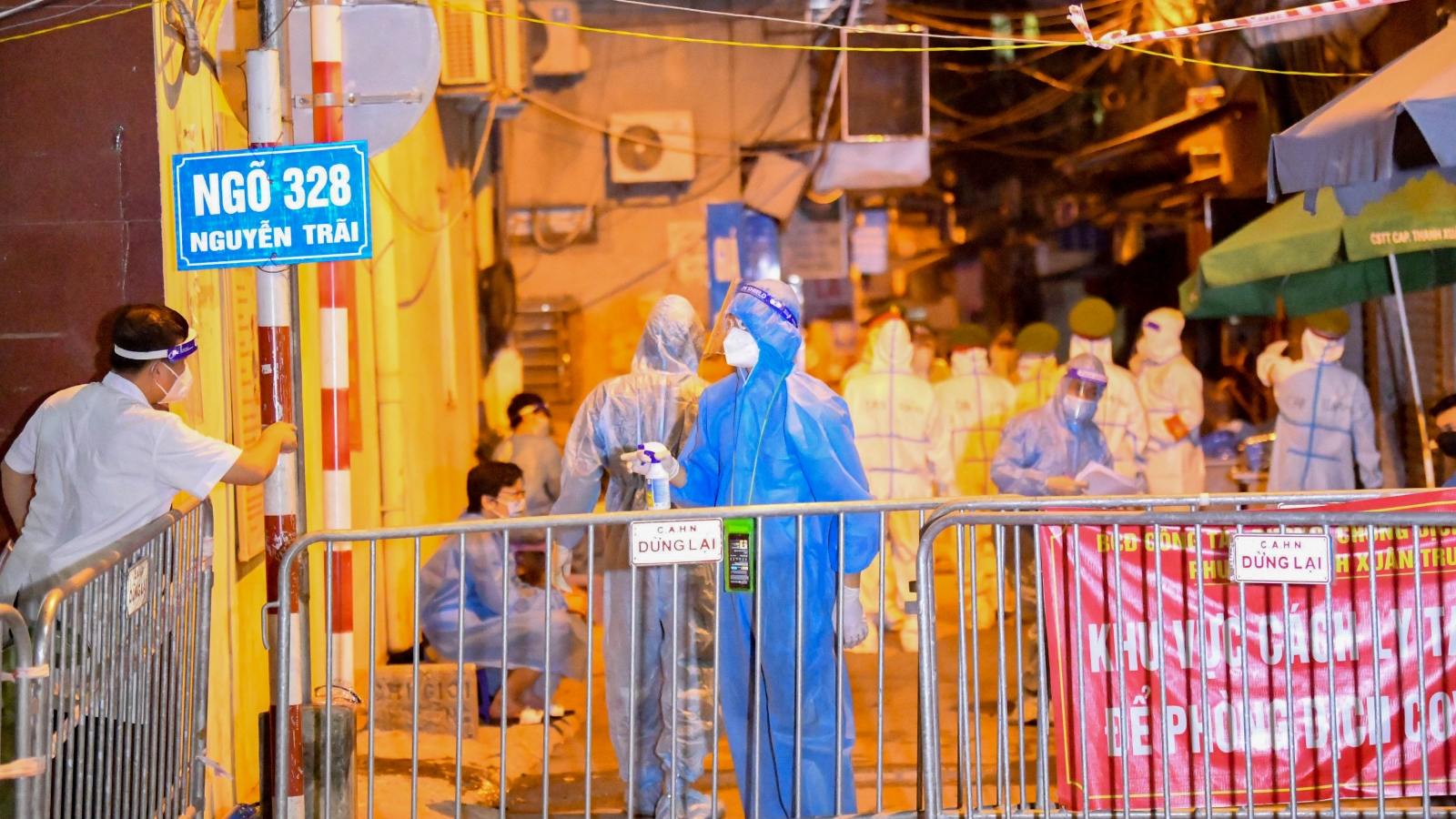 Sáng 2/9, Hà Nội có 5 ca mắc COVID-19 mới