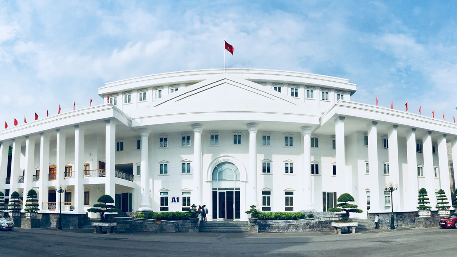 ĐH Hà Nội công bố điểm chuẩn năm 2021, ngành ngôn ngữ Hàn, Trung có điểm cao nhất