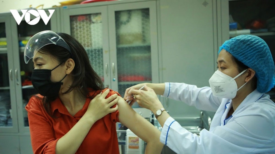 Bộ Y tế quyết định tiêm vaccine COVID-19 cho trẻ em từ 12-17 tuổi 
