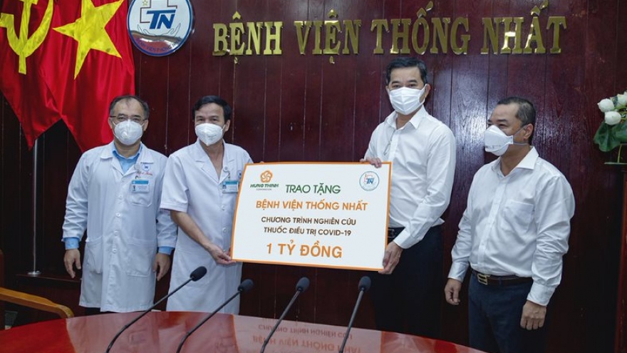 Tập đoàn Hưng Thịnh tặng 1 tỷ đồng cho BV Thống Nhất nghiên cứu thuốc điều trị COVID-19