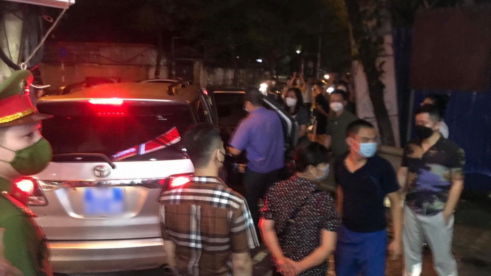 Bắt tạm giam nguyên Trưởng Công an quận Tây Hồ, Hà Nội