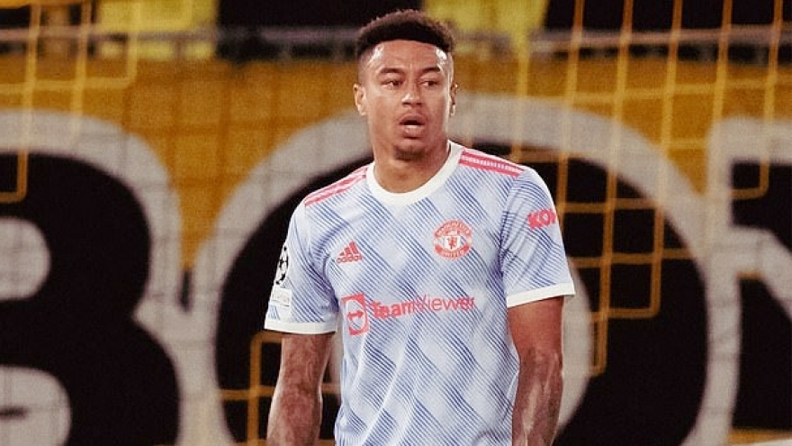 HLV Solskjaer có hành động bất ngờ với Lingard trước trận gặp West Ham