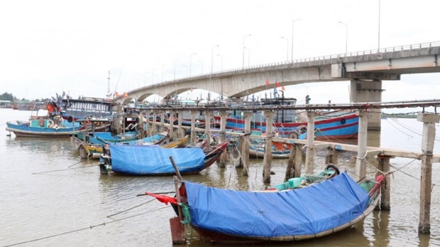 Official requests directing vessels to avoid upcoming typhoon