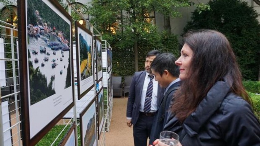 Photo exhibition in Czech Republic marks Vietnam’s National Day