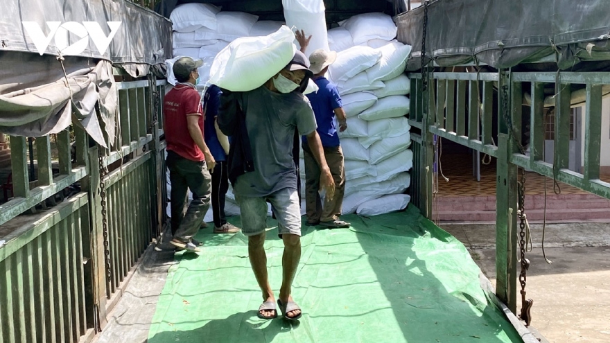 42,000 tonnes of rice delivered to COVID affected people